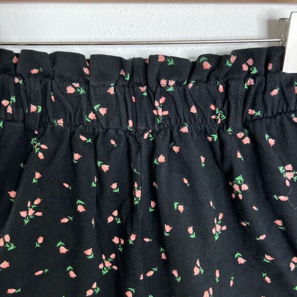 UO Urban Outfitters Navy Blue Pink Flowers Paperbag Shorts Size S - Picture 2 of 5